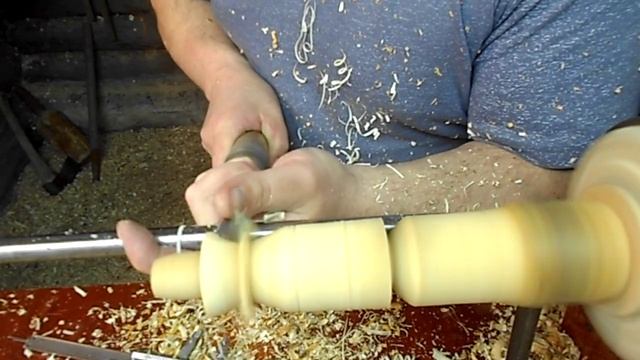 Подсвечник из вишни на токарном станке смотреть онлайн