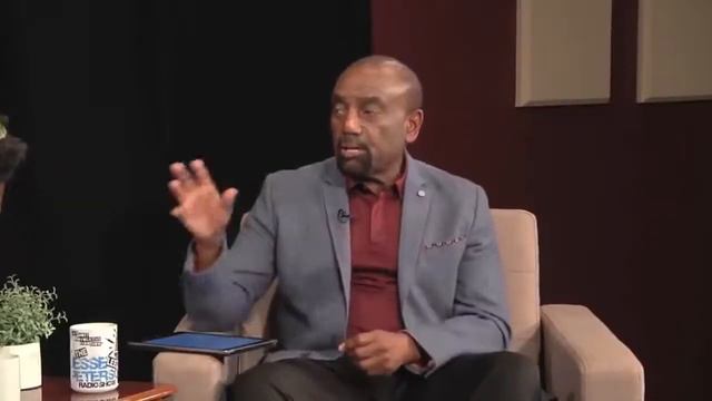 Jesse Lee Peterson  ставит на место поехавших BLM активистов.