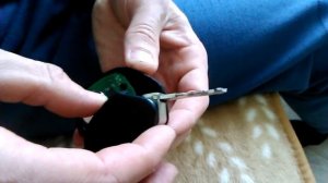 замена батарейки в брелке нива