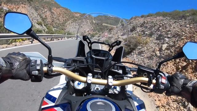 Honda CRF1000L Africa Twin 2017 - Detailní Test