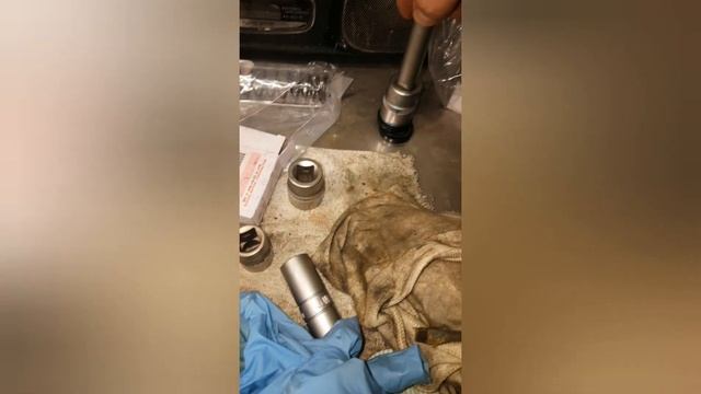 Замена подшипников гребного вала, шимов. Редуктор Suzuki DF30. 2005гв смотреть онлайн