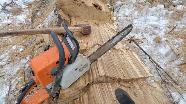 Розпил сучкастого дуба пилкою з 10* кутом ланцюга смотреть онлайн