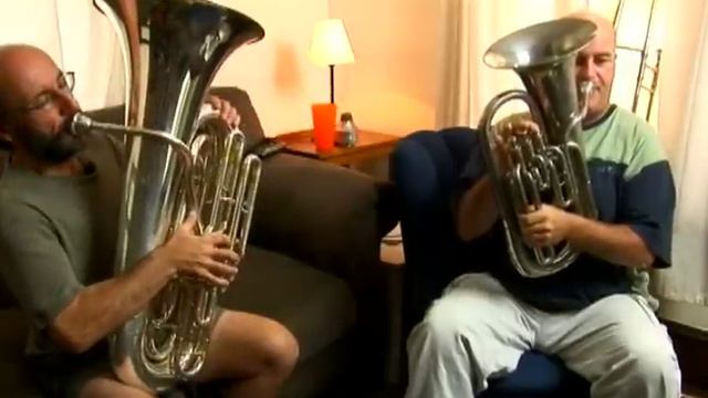 Music Edutainment: How to Play Music : Playing Baritone: "Saints Go Marching" in F смотреть онлайн
