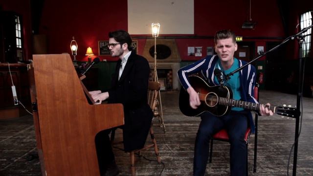 Hudson Taylor - 'Battles' - Skins Session смотреть онлайн