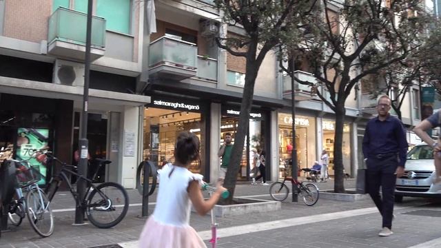 Pescara, Abruzzo - Italy: Things To Do - What, How And Why To Visit It (4K)