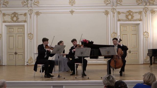 Georgy Sviridov - Waltz from "Snowstorm" for piano quartet смотреть онлайн