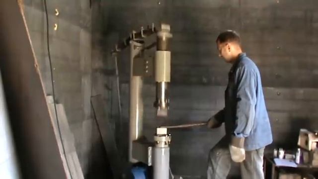 молот смотреть онлайн