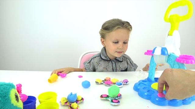 Пластилин ПЛЕЙ ДО НАБОР ФАБРИКА МОРОЖЕНОГО ? ЛЕПИМ из пластилина МОРОЖЕНОЕ и СПИННЕРЫ смотреть онлайн