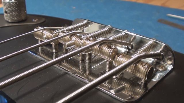 Fender Precision Bass Special смотреть онлайн
