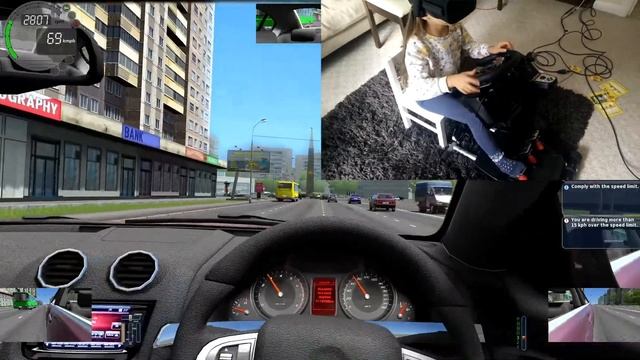 Maya plays City Car Driving on Oculus Rift + Logitech G27 смотреть онлайн
