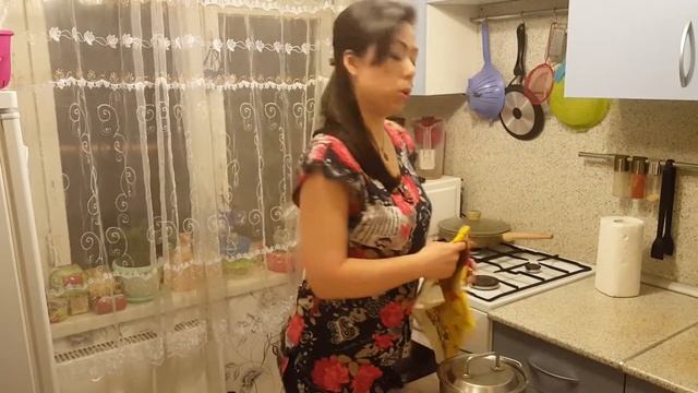 Запеченая курица с картофелем и грибами смотреть онлайн