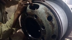 Как заменить поврежденную ободную пластину грузовика Tir для ремонта обода колес грузовика