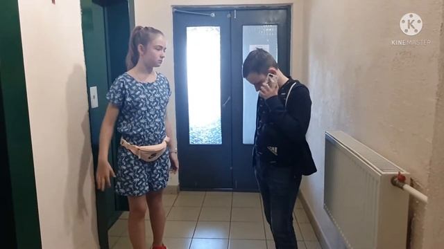 КОРОЧЕ ГОВОРЯ ЗАСТРЯЛИ В ЛИФТЕ смотреть онлайн
