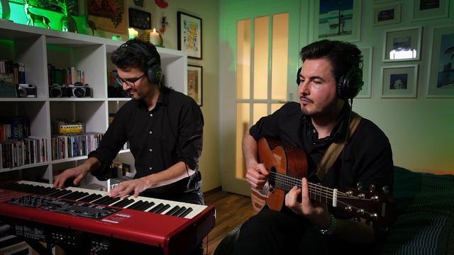 Fly Me To The Moon - Rhodes Piano & Acoustic Guitar Duo - Berlin Jazz Kapelle смотреть онлайн