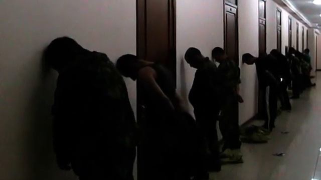 Відео з місця після затримання групи козаків смотреть онлайн