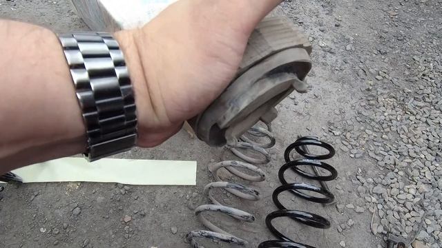 Замена пружин подвески на Тойота Ярис Седан. смотреть онлайн