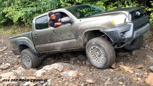 F150 vs Tundra vs Tacoma 4x4 OffRoad MUD ROCK Hill Climb - 3 of 4 Do Not Make It!! смотреть онлайн