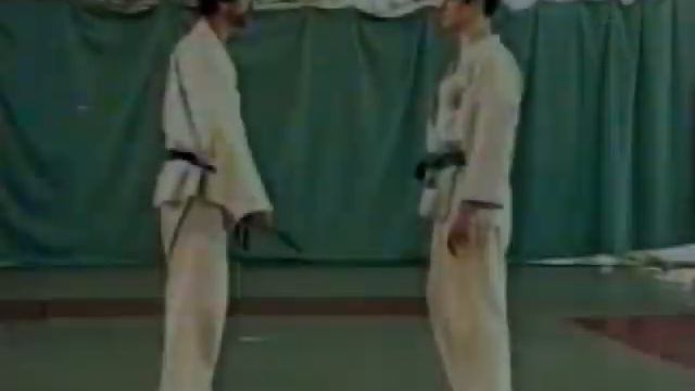 Приемы фехтования ножом против ножа. Часть 3-11 смотреть онлайн