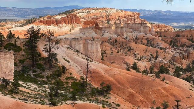 Grounding Meditation in Bryce Canyon, Utah, 15 m practice from an online course www.sunlightyoga.co смотреть онлайн