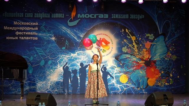 МОСКВА МАЙСКАЯ -Музыка Дм. и Дан. Покрасс Слова В.Лебедева-Кумача. смотреть онлайн