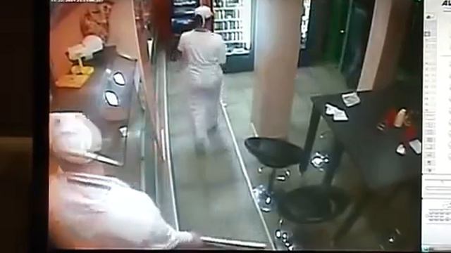 Землетрясение в Румынии привело к панике смотреть онлайн