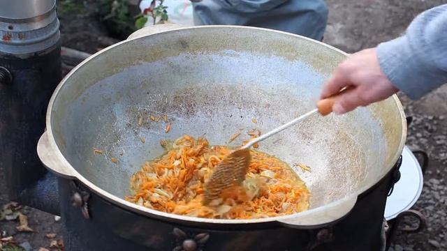 ФАРШИРОВАННЫЙ ПЕРЕЦ в КАЗАНЕ. Рецепт перца с фаршем. ENG SUB. смотреть онлайн