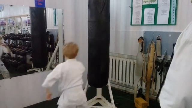 Каратэ тренер Юрий Шаталин смотреть онлайн