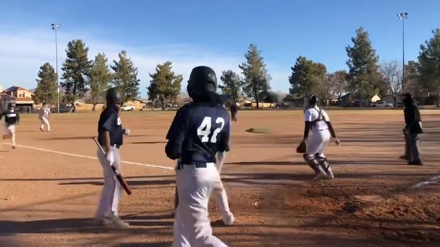 Jaden Shuler 2023 MIF/3B Birmingham High School CBA Baseball смотреть онлайн
