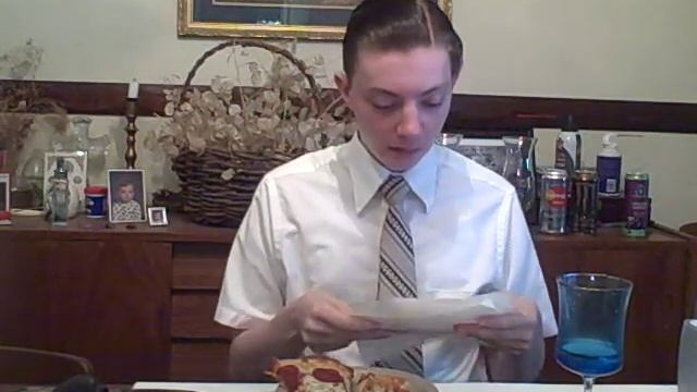 DiGiorno Rising Crust - Running On Empty - Food Review смотреть онлайн