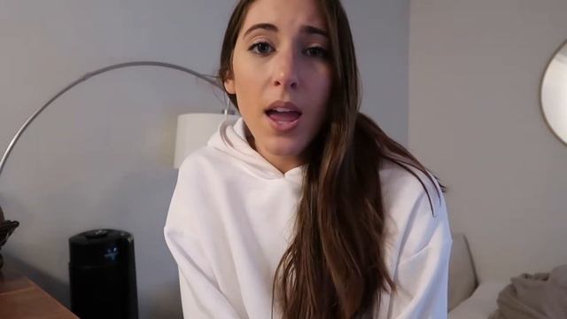 VLOGMAS DAY 6: RENTING DESIGNER BAGS, LASER HAIR REMOVAL UPDATE смотреть онлайн