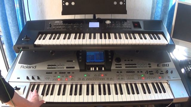 Roland E-80 VS Roland Bk-5