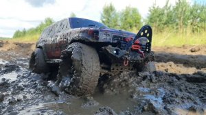 Машины на радиоуправлении искали приключения,потеряли мощность двигателя на Cherokee