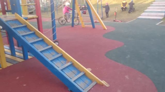 Миша. Велик. Самый первый день :) смотреть онлайн