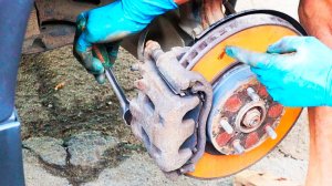 Клинит Поршень или Суппорта / Восстановление Работы Тормозного Механизма Своими Руками