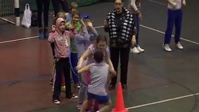 Спортивный праздник устроили для воспитанники коррекционных школ смотреть онлайн