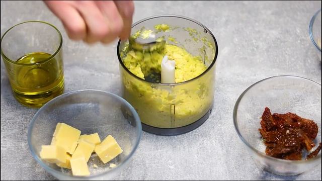Rosenkohl mal anders: Vergiss Basilikum - Rosenkohl Pesto - das grüne Gold für deine Pasta! смотреть онлайн