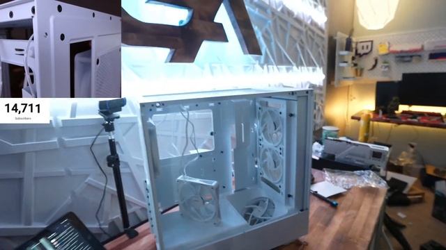 BUILDING A BRAND NEW PC!!!! смотреть онлайн