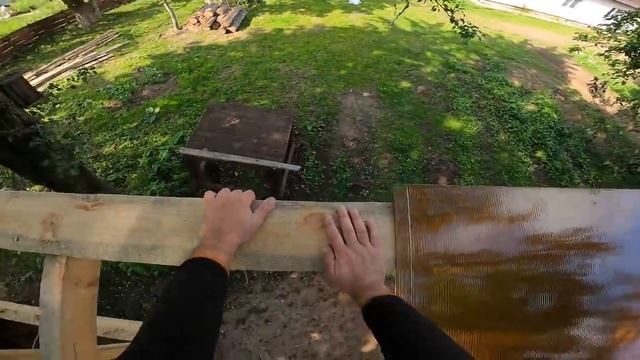 Крыша беседки готова ! [Жизнь в деревне] смотреть онлайн