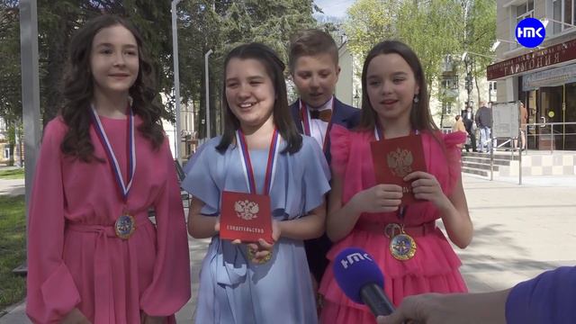 Выпускной в «Гармонии» смотреть онлайн