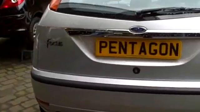 FORD FOCUS 1.6 GHIA 5DR AUTO SILVER-PENTAGON MOTOR GROUP смотреть онлайн