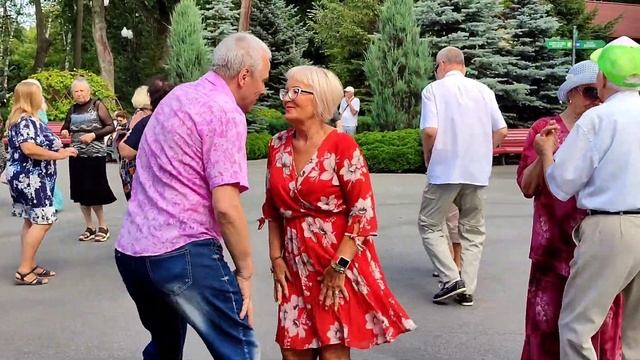 ВСЁ ЗАМЕРЛО ВОКРУГ! 15 ИЮЛЯ 2023 ГОДА ТАНЦЫ ХАРЬКОВ УКРАИНА смотреть онлайн