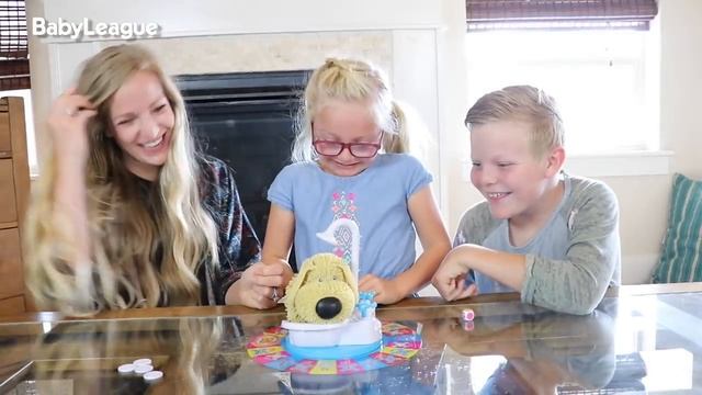 SOGGY DOGGY BOARD GAME! | Kids Compete смотреть онлайн