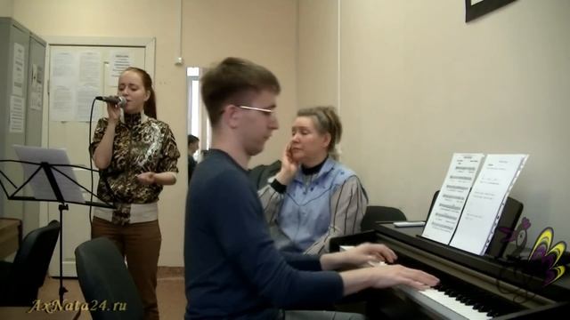 Урок вокала.Техника экономного дыхания в динамике What Are You Doing for the Res ч.3-я смотреть онлайн