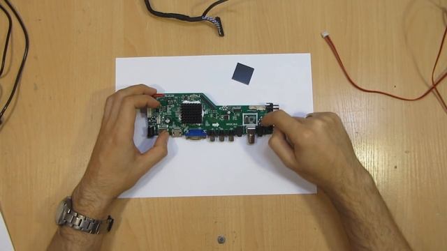 Универсальный скалер RR52C.81A с тюнером DVB-T2 DVB-C