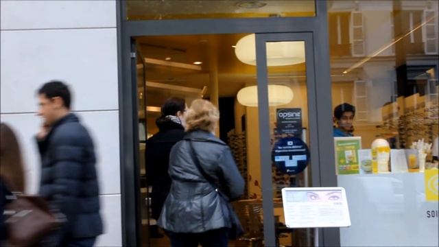 Opsine Opticien distribue des Smoothies bons pour la vue смотреть онлайн