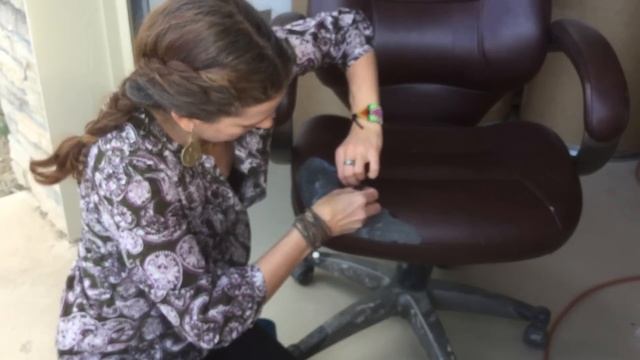 How to Repair Peeling Bonded or Faux Leather, Why It Ain't Worth It & An Affordable Solution смотреть онлайн