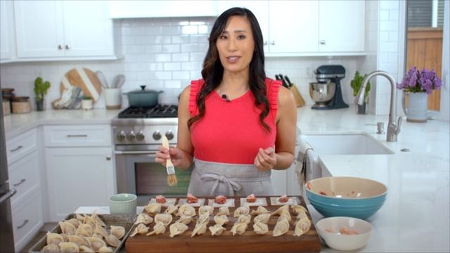 Easy Wonton Soup With Step-by-Step Instructions