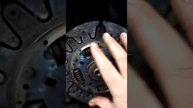 При установке нового сцепления не включаются скорости.ланос смотреть онлайн