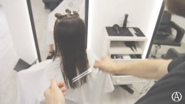 Женская стрижка.Слои на кудрявые волосы / Women haircut. Layers on curly hair смотреть онлайн