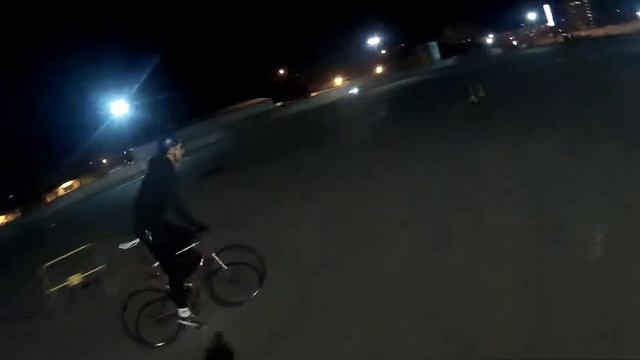 Охапка дров, монтаж готов. Софа крю. Архив.